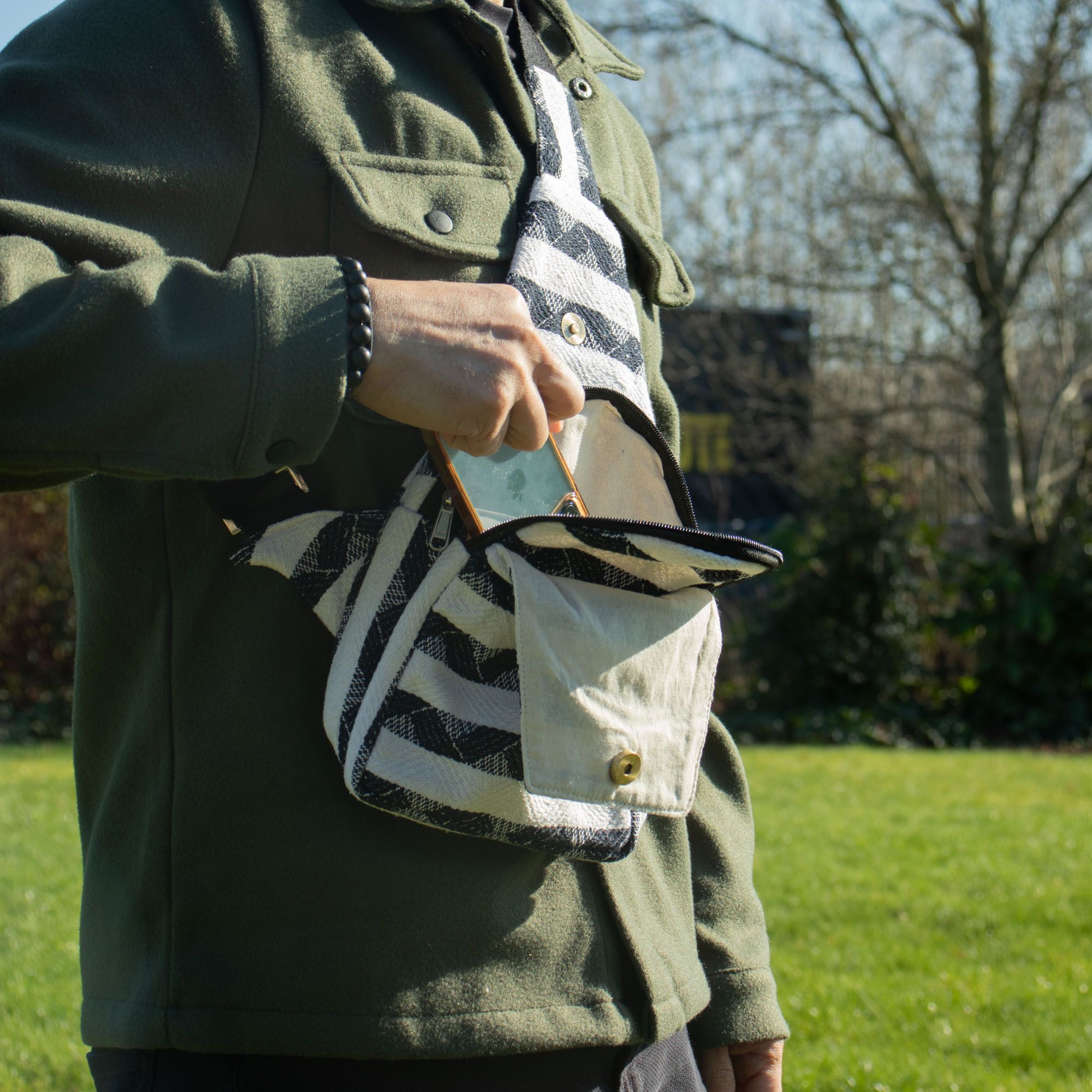 Nomad Sari Jacquard Natural Cross Bag - Atlas Nomad